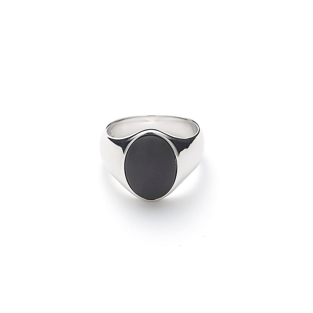ALEXANDER LYNGGAARD Oval Signet Ring Onyx Matte Rings