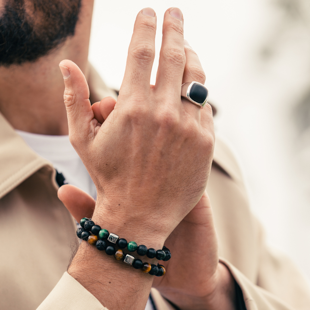 ALEXANDER LYNGGAARD Signet Ring Onyx Matte Rings